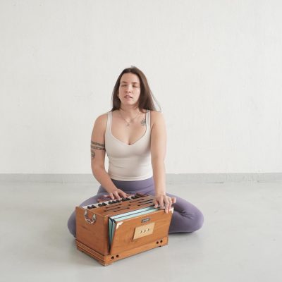 Foundations Harmonium Workshop mit Felicia Walker